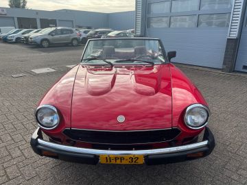 Fiat 124 Spider